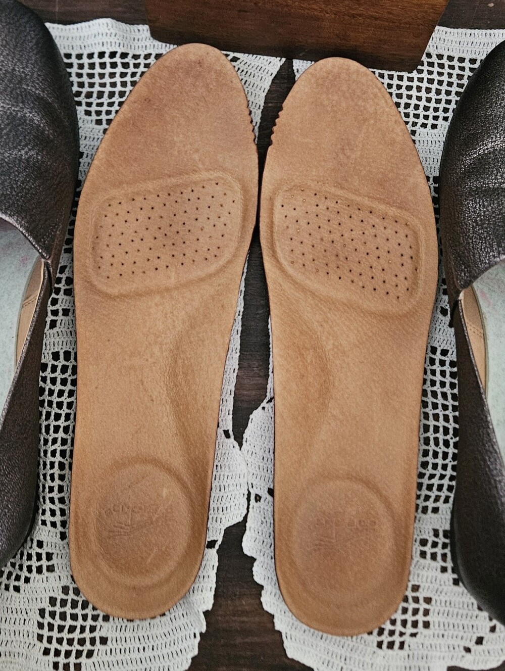 Dansko Larisa Upper Leather Pewter Metallic Loafers Size 9. - Picture 10 of 10